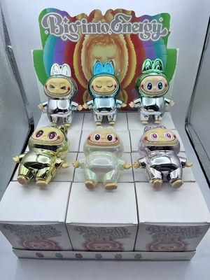 Caja de exhibición de muñecos y juguetes de moda Organizador de muñecas a prueba de polvo LABUBU rotable