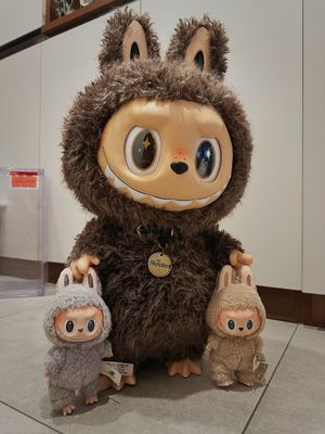 POP MART LABUBU V2 Tener un conjunto de macarrones de PVC Vinyl serie de cara latido del corazón de moda de peluche figura de juguete caja ciega